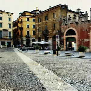 dolce-verona-suites.hotelinveneto.com/